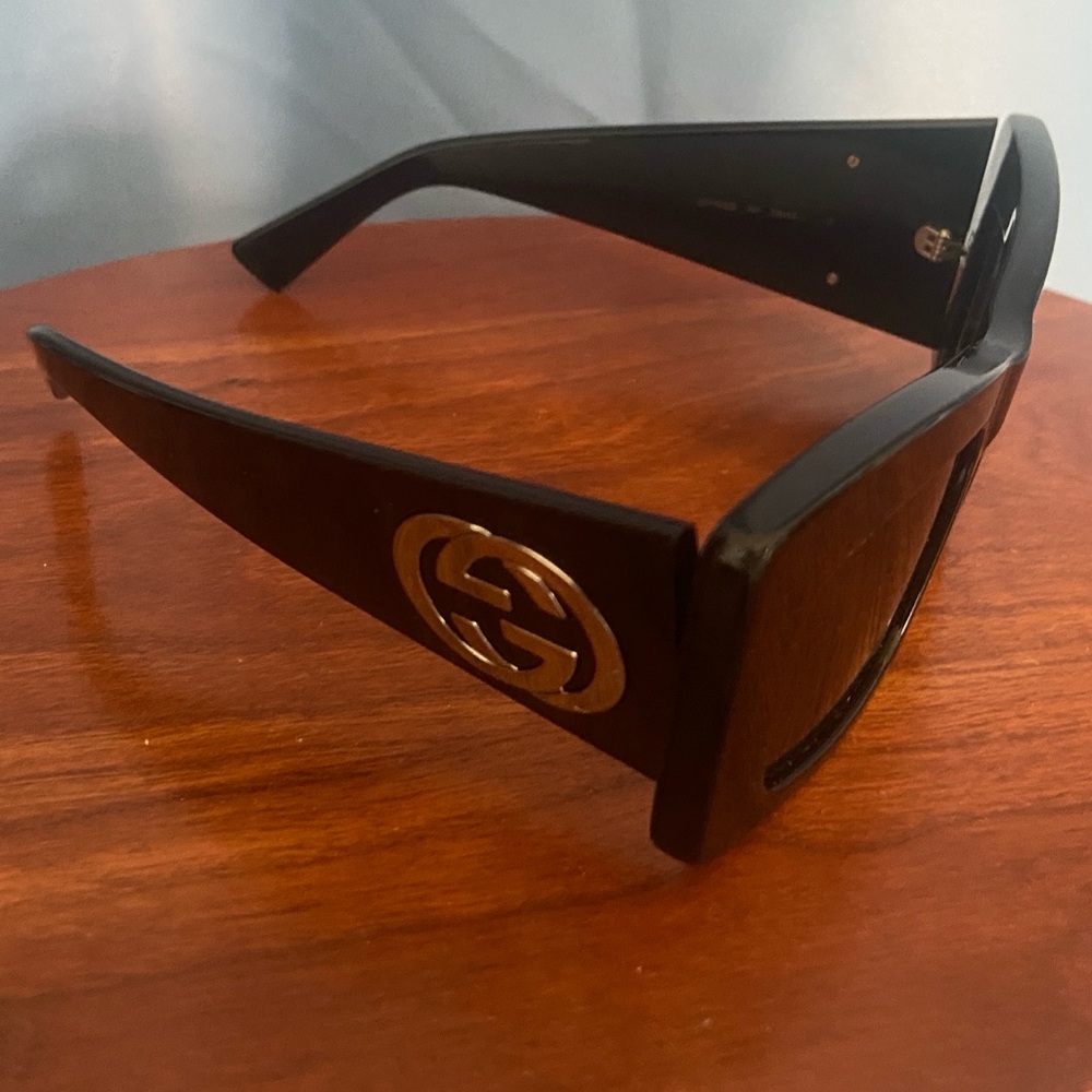 Gucci GG18425 Acetate Sunglasses - Picture 6 of 6